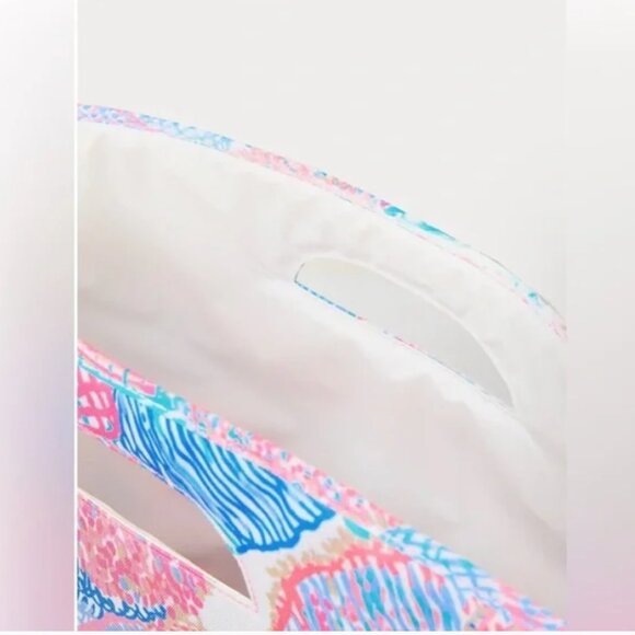 Lilly Pulitzer Cooler Tote Bag Multi Roar of the Seas NWT - Picture 3 of 3